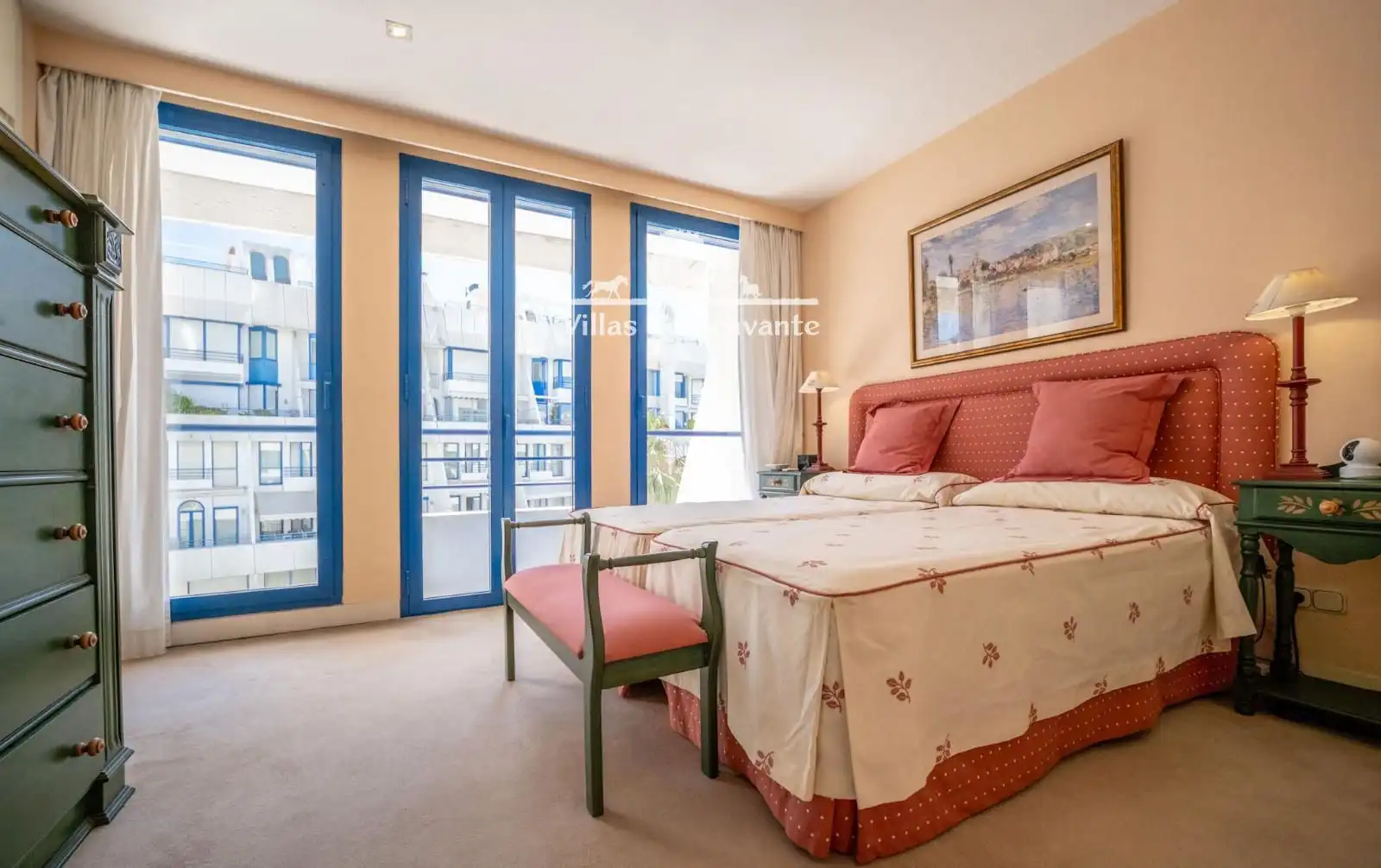 Habitación de Dúplex en venta en Marbella con Aire acondicionado, Calefacción y Parquet