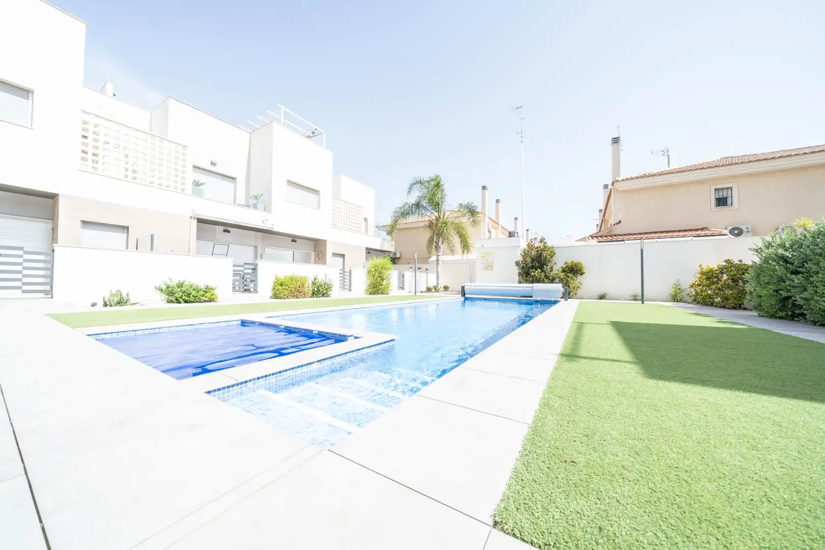 Piscina de Casa adosada de lloguer en San Javier amb Aire condicionat, Terrassa i Traster