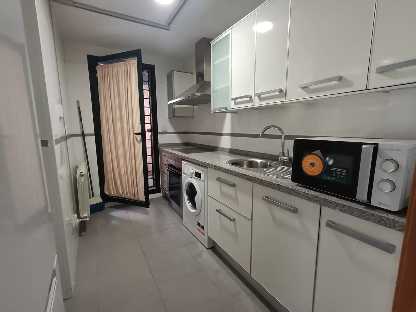 Cocina de Piso en venta en Ciudad Real Capital con Aire acondicionado, Calefacción y Trastero