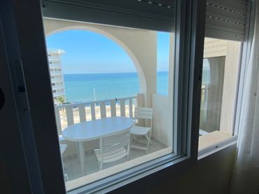 Apartment with balcony to rent in Zona Galúa - Calnegre