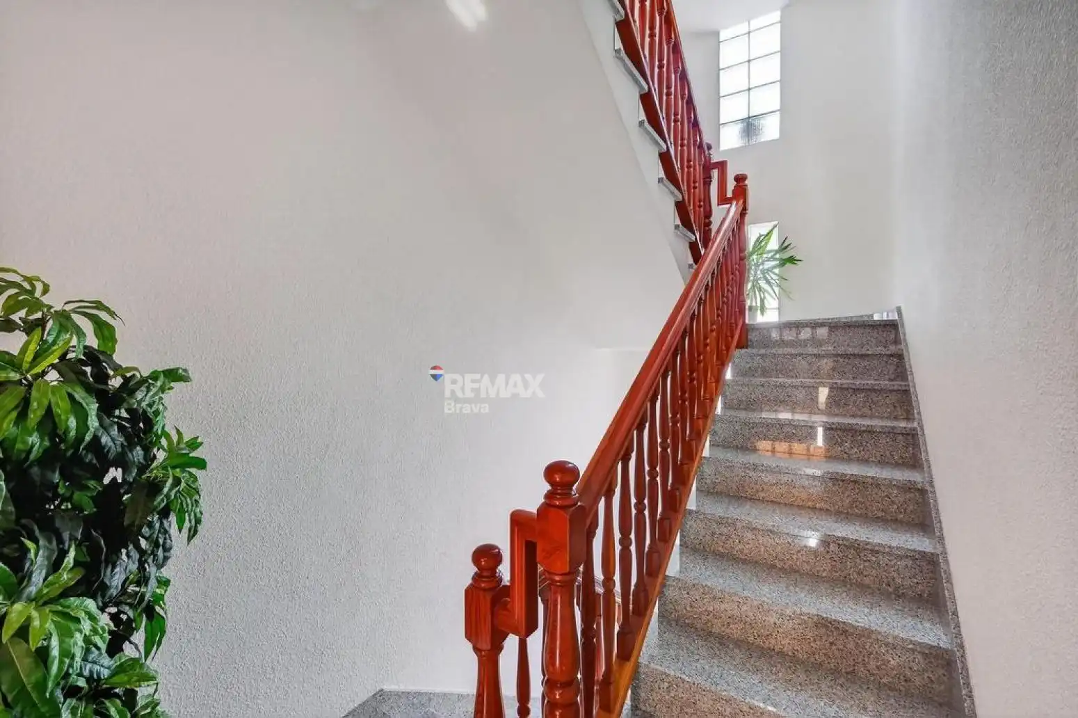 Houses for sale in Olot  with Air Conditioner, Private garden and Terrace