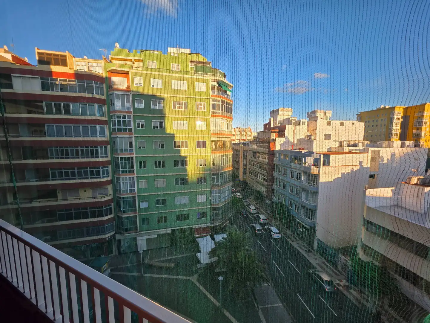 Vista exterior de Pis en venda en Las Palmas de Gran Canaria amb Parquet