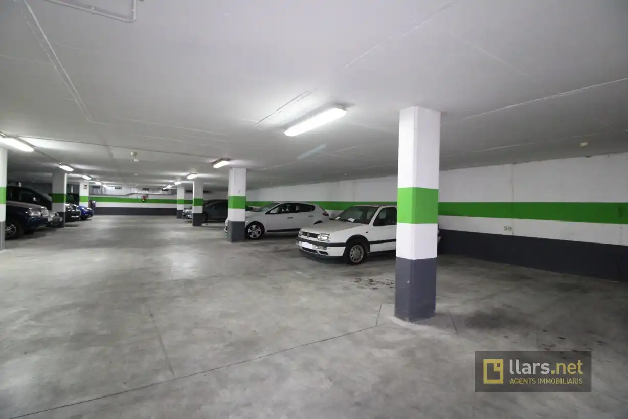 Parking of Garage for rent in Vilanova i la Geltrú