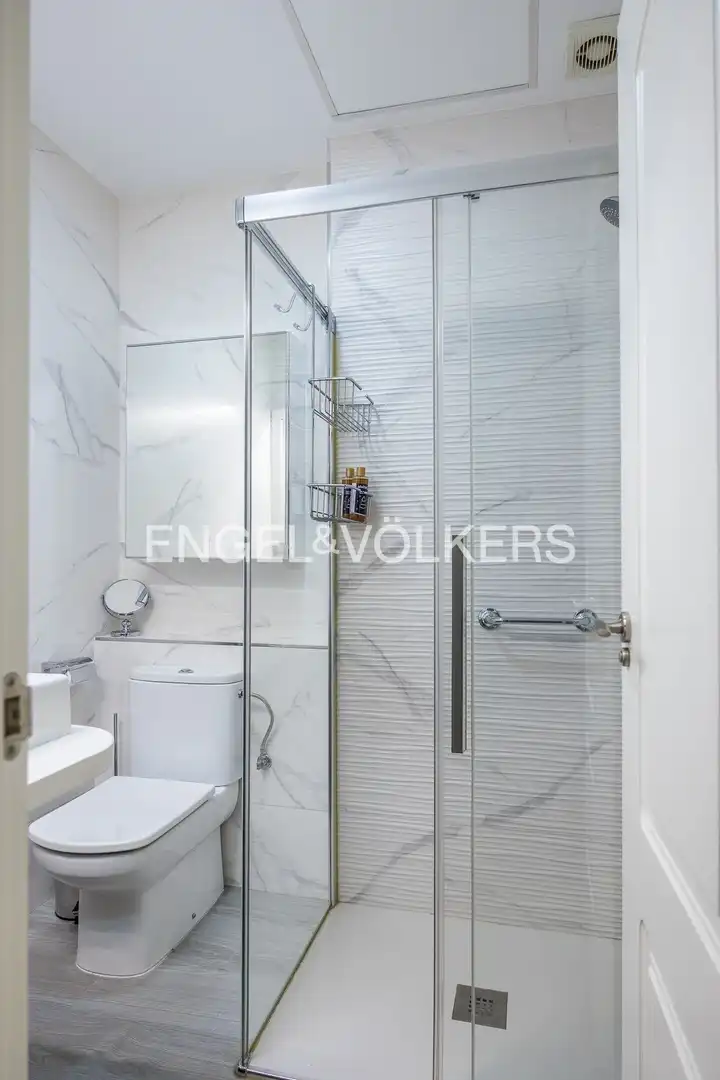 Baño de Piso en venta en Sevilla con Calefacción