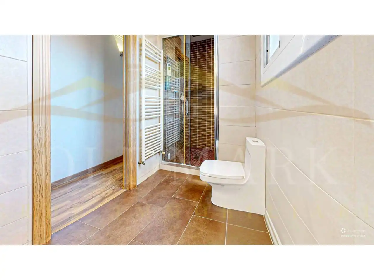 Baño de Piso en venta en Sant Vicenç Dels Horts con Aire acondicionado, Calefacción y Parquet