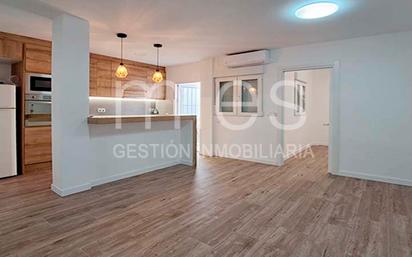 Flat for sale in Maria Auxiliadora, Poble Nou