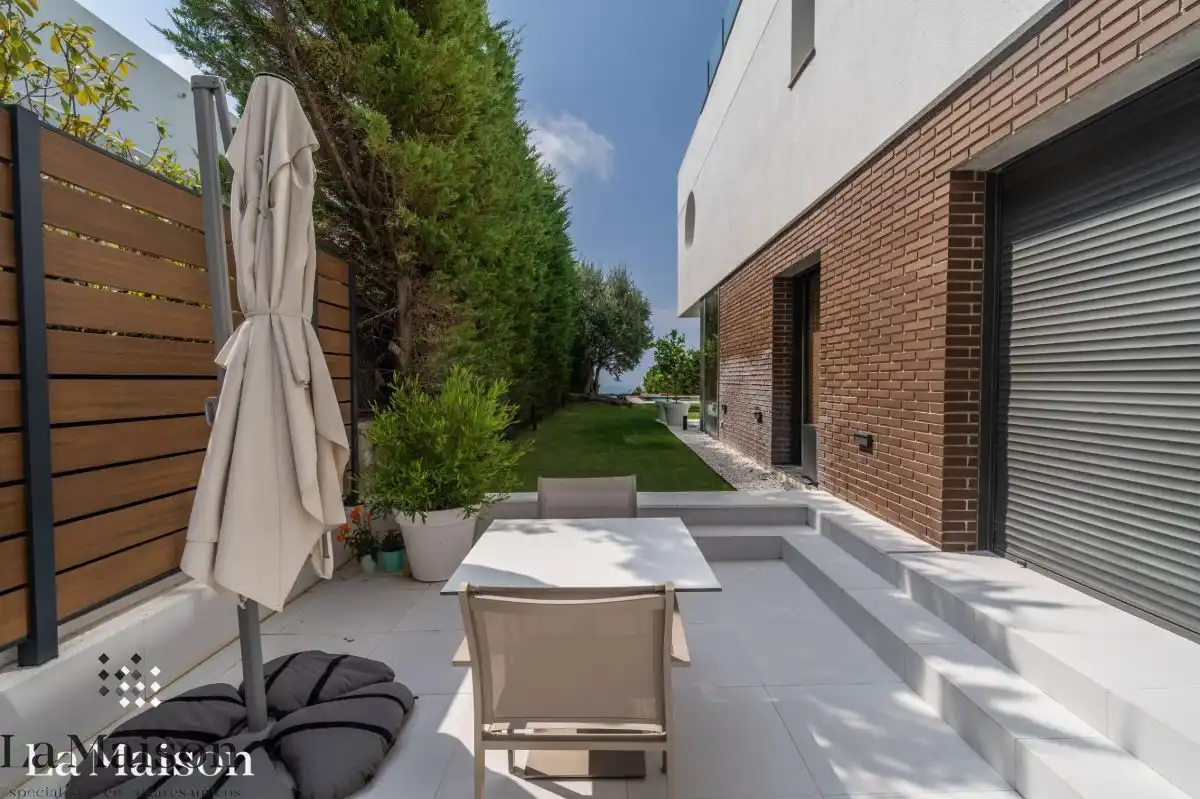 Terraza de Casa o chalet en venta en Sant Andreu de Llavaneres con Aire acondicionado, Calefacción y Jardín privado
