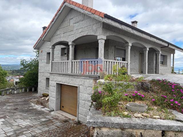 Casa-chalet en Alquiler en Barbadás