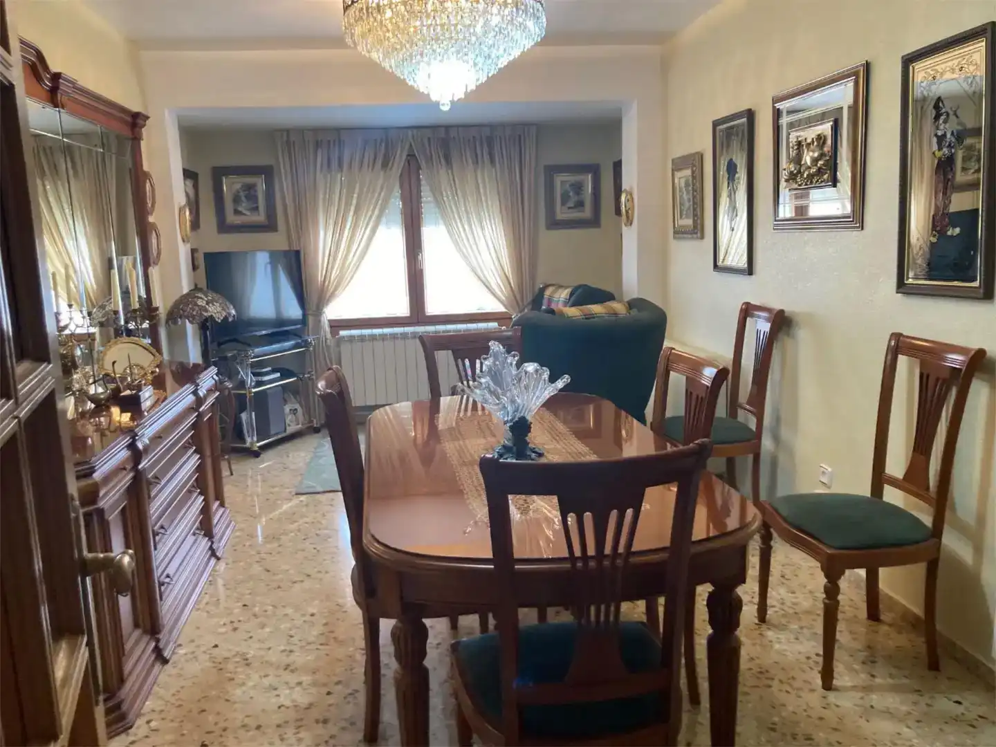 Comedor de Piso en venta en Utiel con Aire acondicionado, Trastero y Balcón