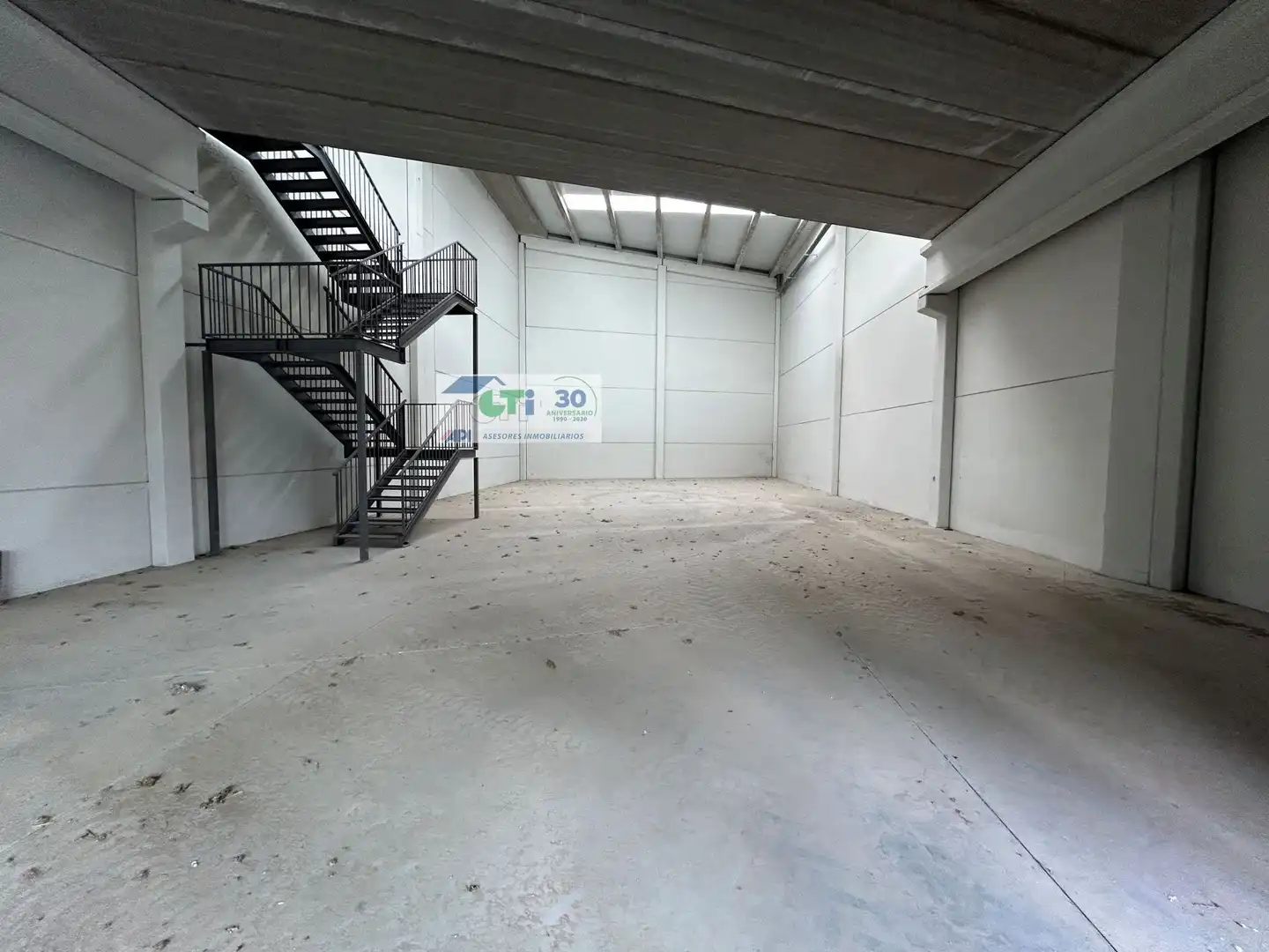 Industrial building for sale in PARQUE EMPRESARIAL MIRAFLORES, imagen 3