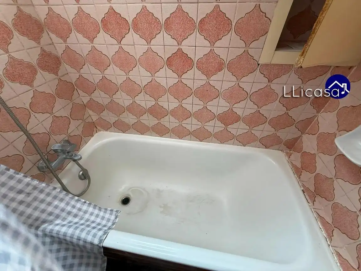 Badezimmer von Wohnung zum Verkauf in Benaguasil mit Klimaanlage, Terrasse und Möbliert