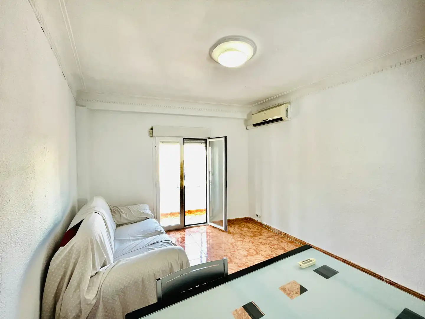 Sala de estar de Piso en venta en Zaragoza con Aire acondicionado, Calefacción y Amueblado