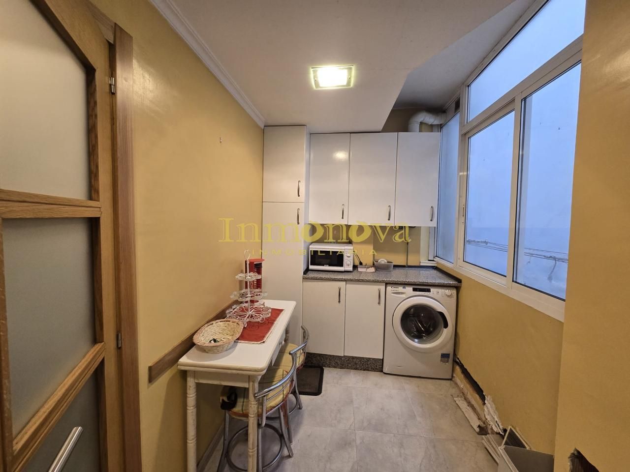 Kitchen of Flat for sale in Vigo   with Parquet flooring, Storage room and Furnished