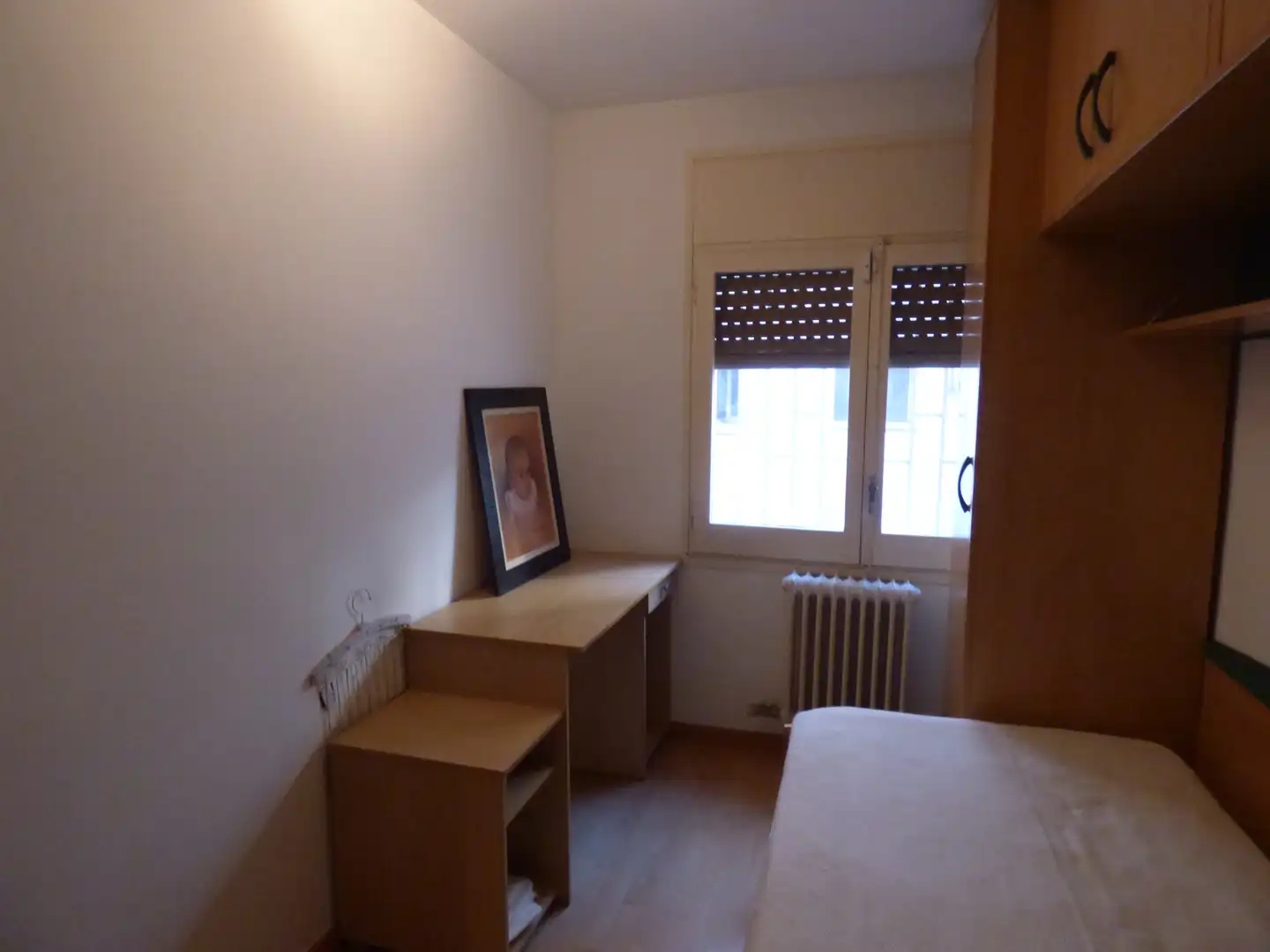 Dormitori de Pis en venda en Cerdanyola del Vallès amb Calefacció i Forn