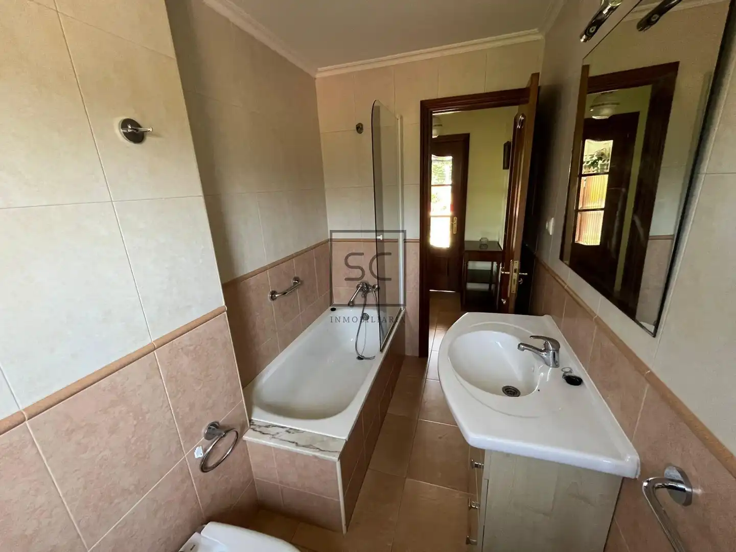Bany de Casa o xalet en venda en Valdoviño amb Jardí privat, Terrassa i Traster