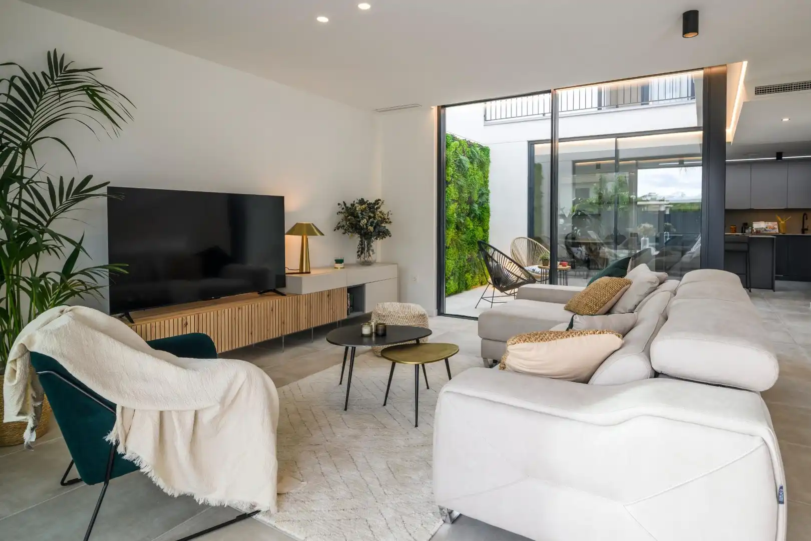 Sala d'estar de Casa o xalet en venda en Murcia amb Aire condicionat, Jardí privat i Terrassa