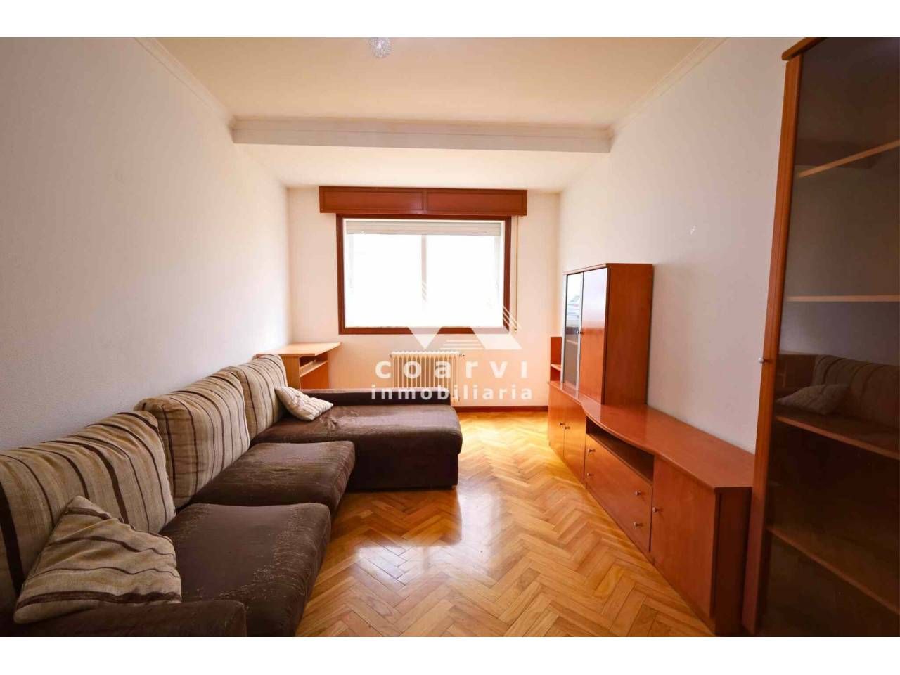 Sala d'estar de Apartament en venda en Barbadás amb Calefacció, Parquet i Moblat