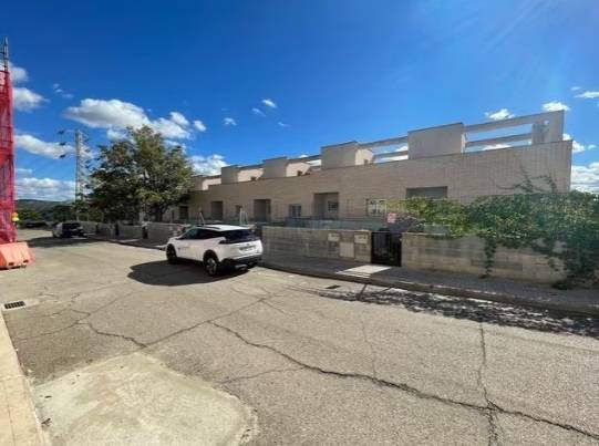 Edificio en Venta en Carrer Llevant, 1 en Flix