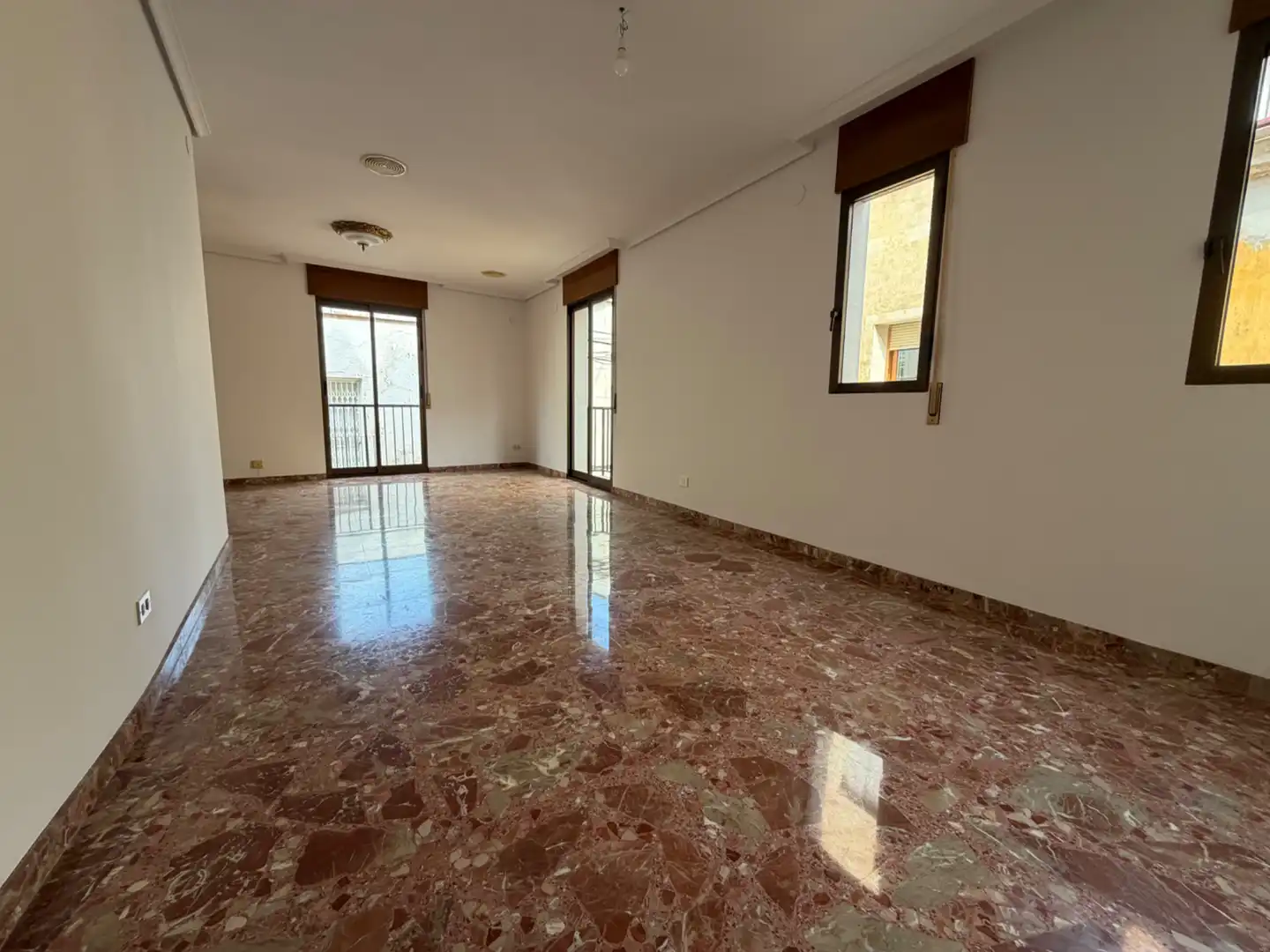 Vista exterior de Casa o chalet en venta en Almazora / Almassora con Horno y Balcón