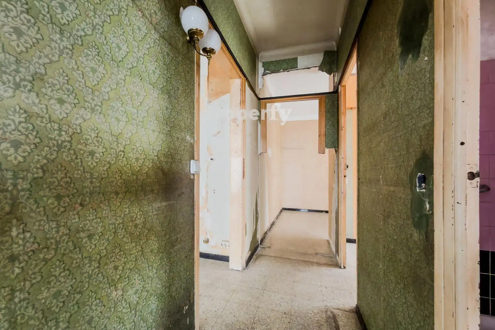 Piso en venta en Barcelona con Calefacción, Terraza y Balcón