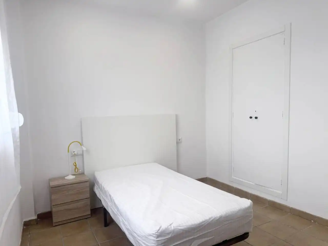 Schlafzimmer von Haus oder Chalet zur Miete in Paterna mit Privatgarten, Terrasse und Möbliert