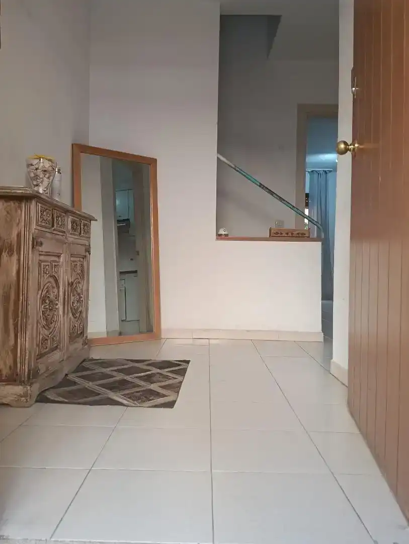 Casa adosada en venta en Madrid con Jardín privado y Amueblado