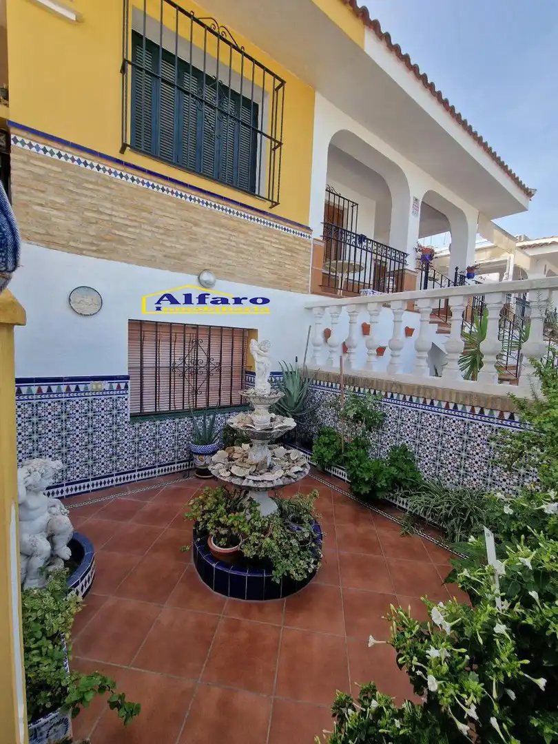 Terraza de Casa adosada en venta en Almonte con Terraza, Trastero y Balcón