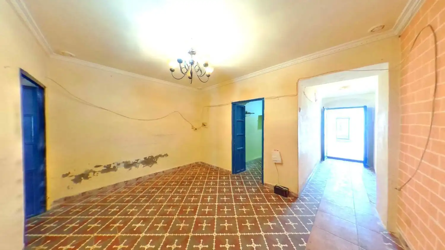 Casa adosada en venda en Alcolea del Río