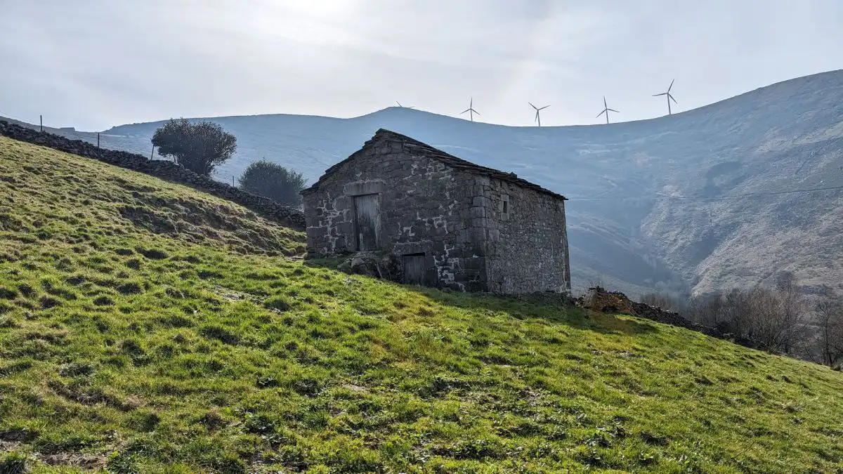 Casa rústica en venta en EL EXTREMIDO