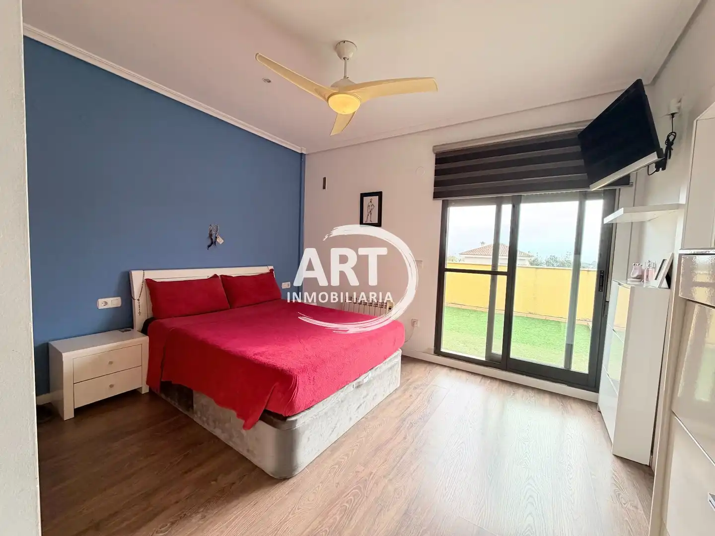 Habitación de Casa o chalet en venta en Chiva con Calefacción, Jardín privado y Terraza