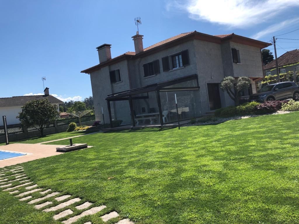 Garden of House or chalet for sale in Barro  with Private garden, Parquet flooring and Storage room
