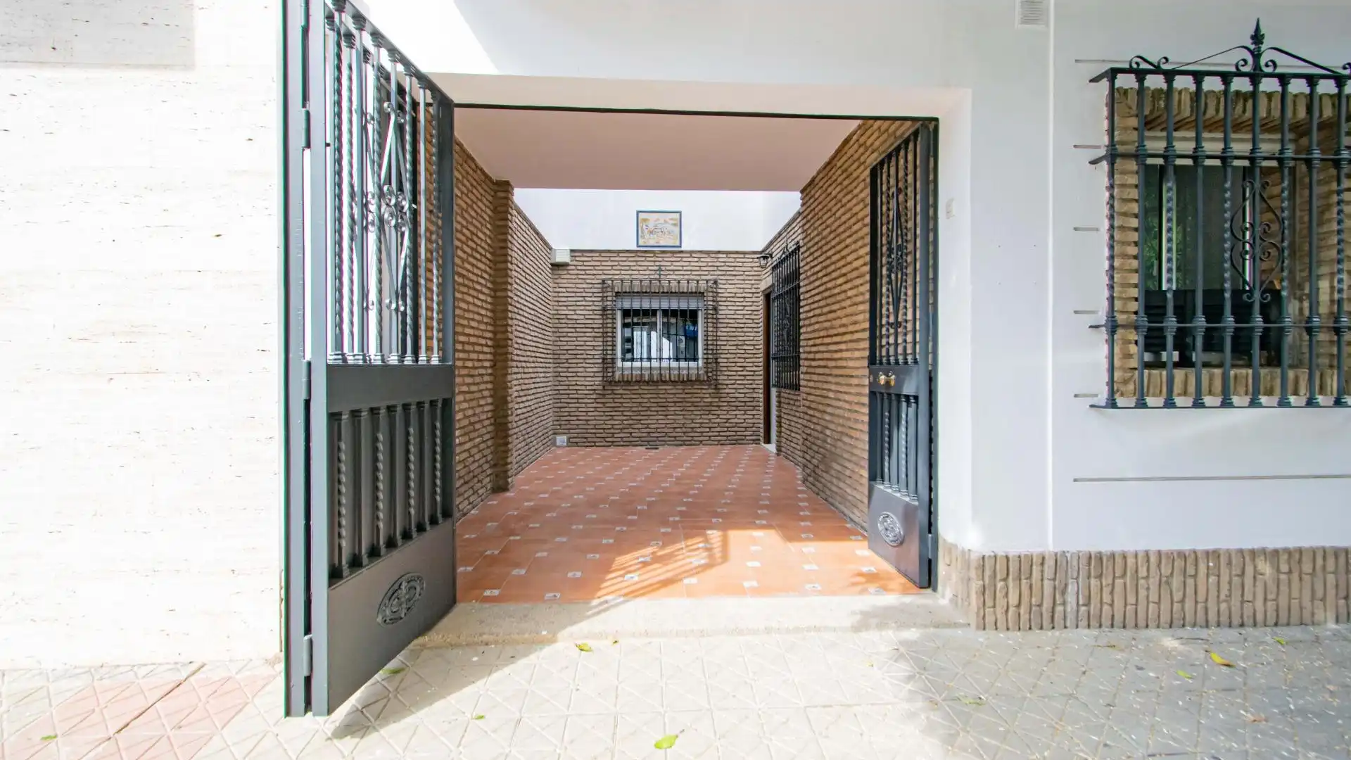 Houses for sale in  Sevilla Capital  with Air Conditioner, Terrace and Balcony