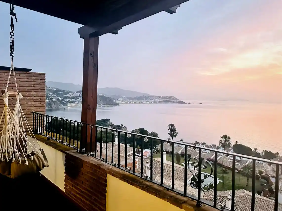 Terrace of Flat for rent in Almuñécar  with Air Conditioner, Heating and Parquet flooring