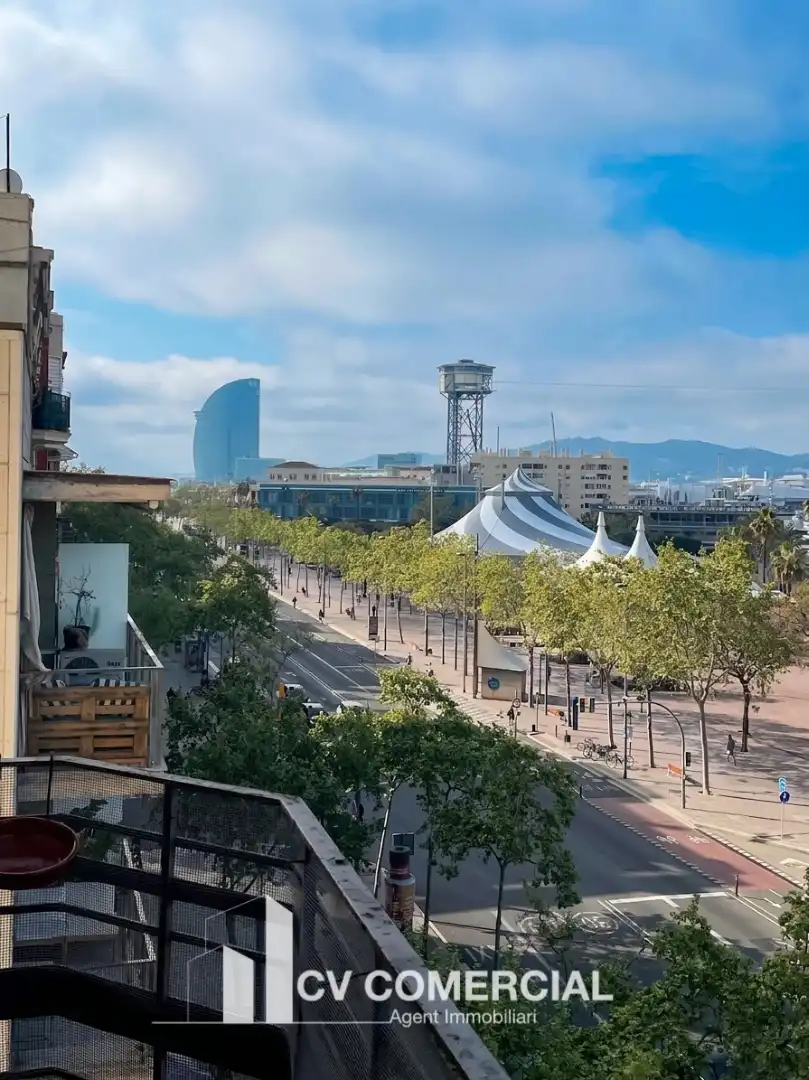 Exterior view of Flat for sale in Barcelona  with Air Conditioner, Heating and Parquet flooring