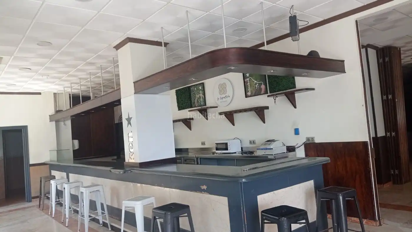 Local comercial en alquiler en Calle Torres Isunza 33, imagen 3