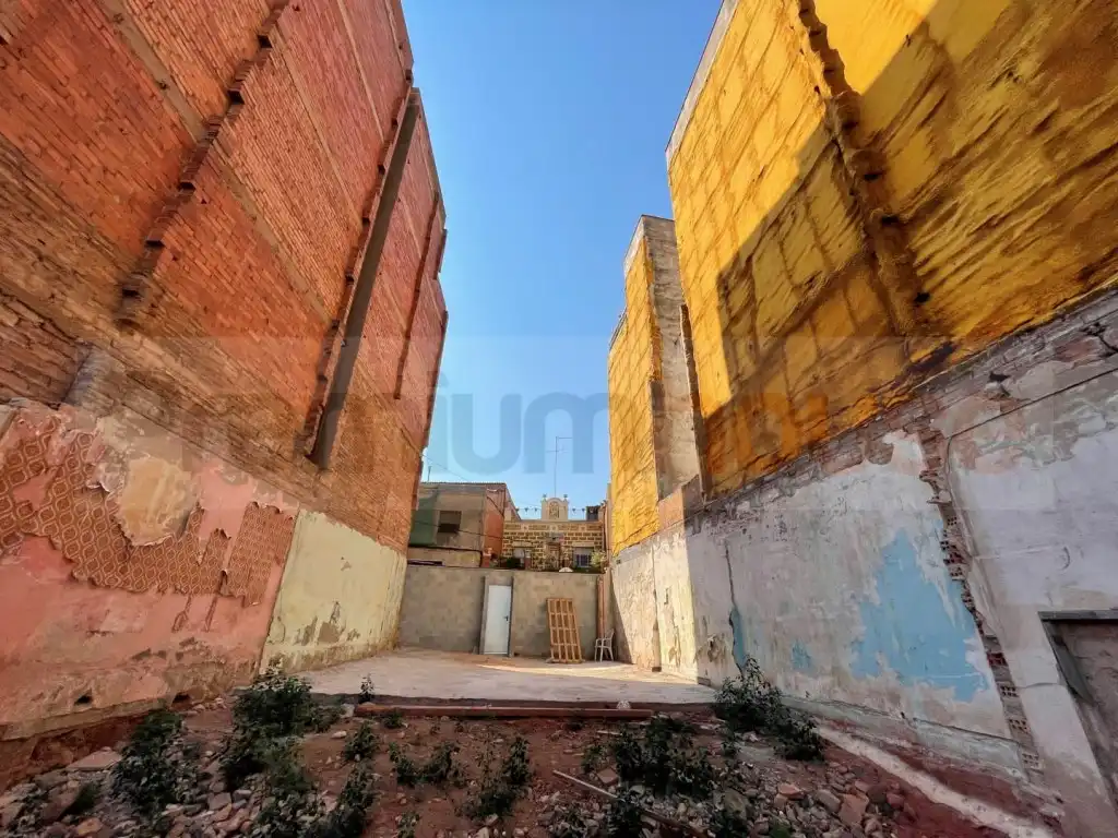 Terreno residencial en venta en Calle Sant Francesc, imagen 2
