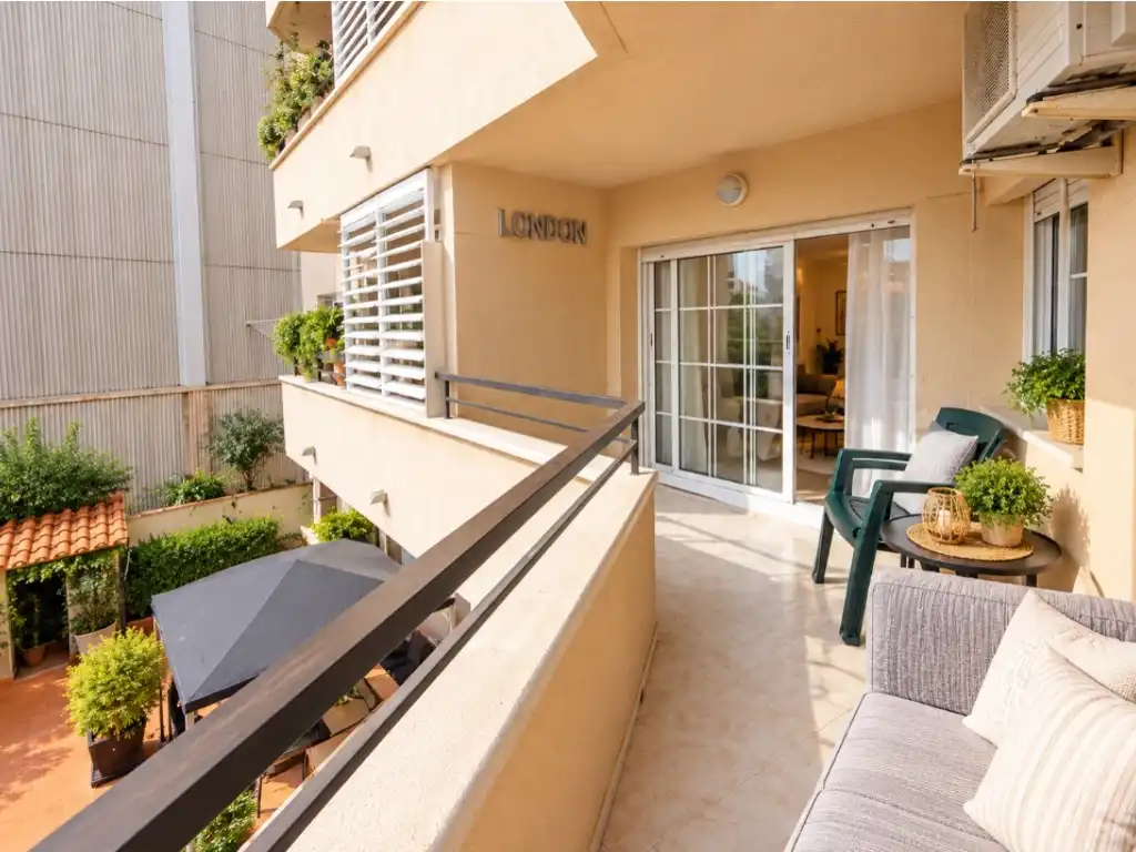 Wohnung mit Terrasse zum Verkauf in Calle Mossen Coy