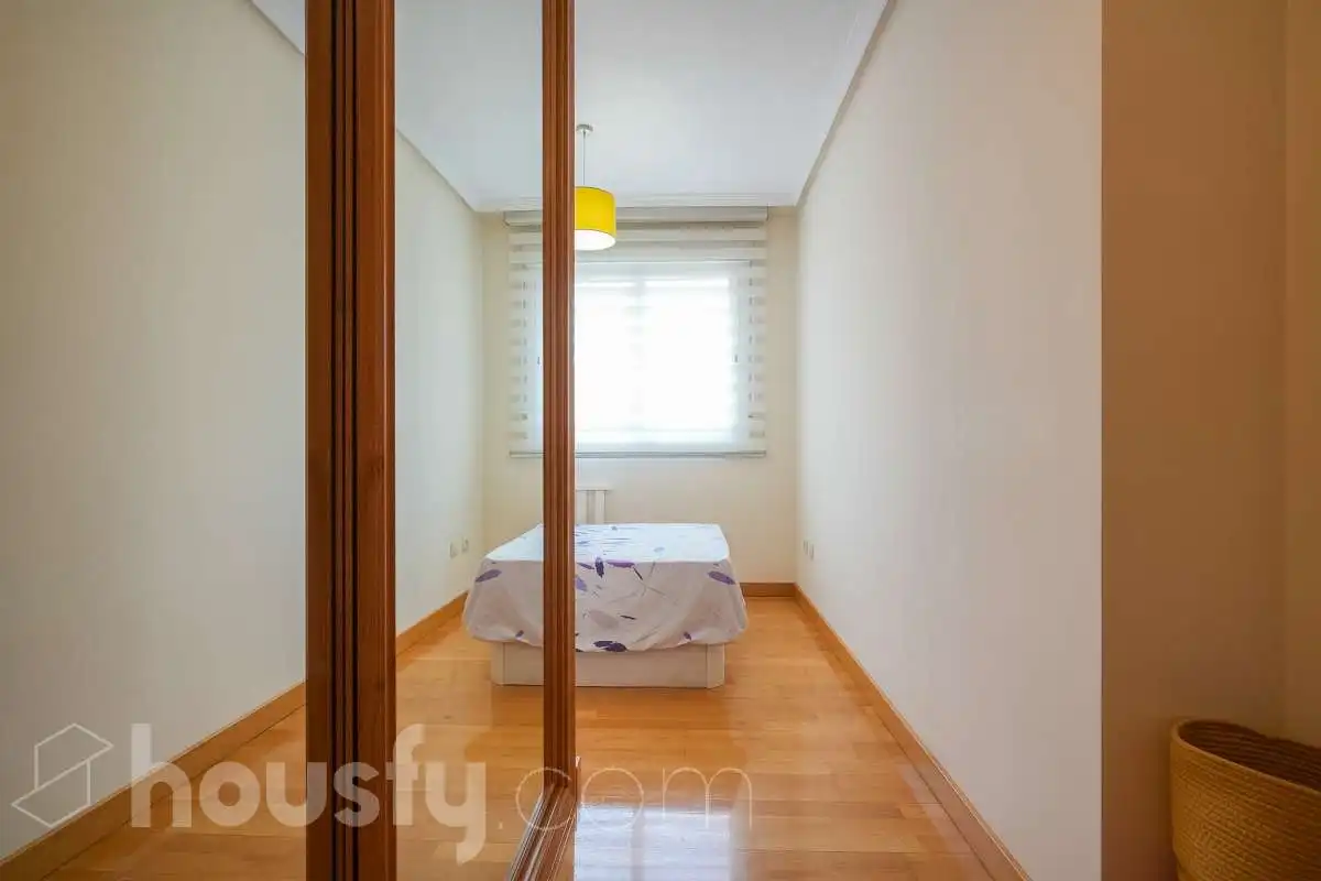Habitación de Piso en venta en Madrid con Aire acondicionado, Calefacción y Jardín privado