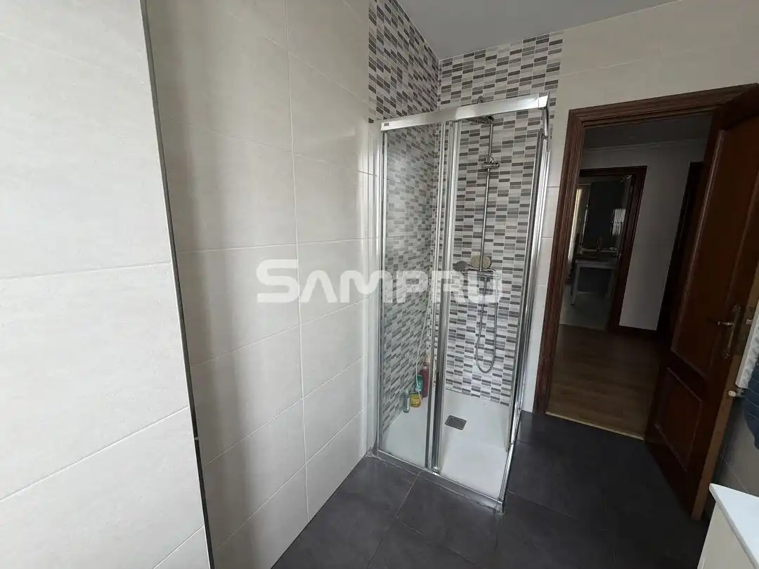 Bathroom of Flat for sale in Eibar  with Heating