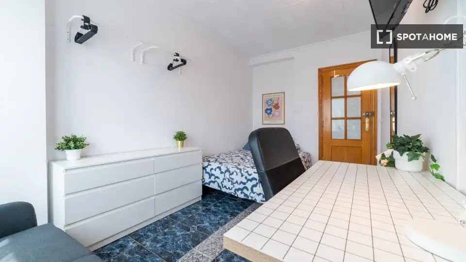 Habitación de Piso para compartir en Massamagrell con Aire acondicionado, Calefacción y Amueblado