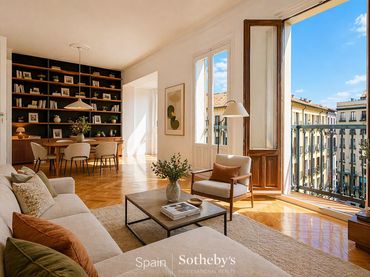 Apartamento con ascensor en venta en Plaza de San Miguel