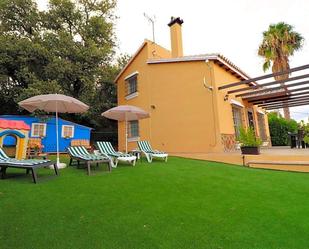 Jardí de Casa o xalet en venda en Alhaurín de la Torre amb Aire condicionat i Terrassa