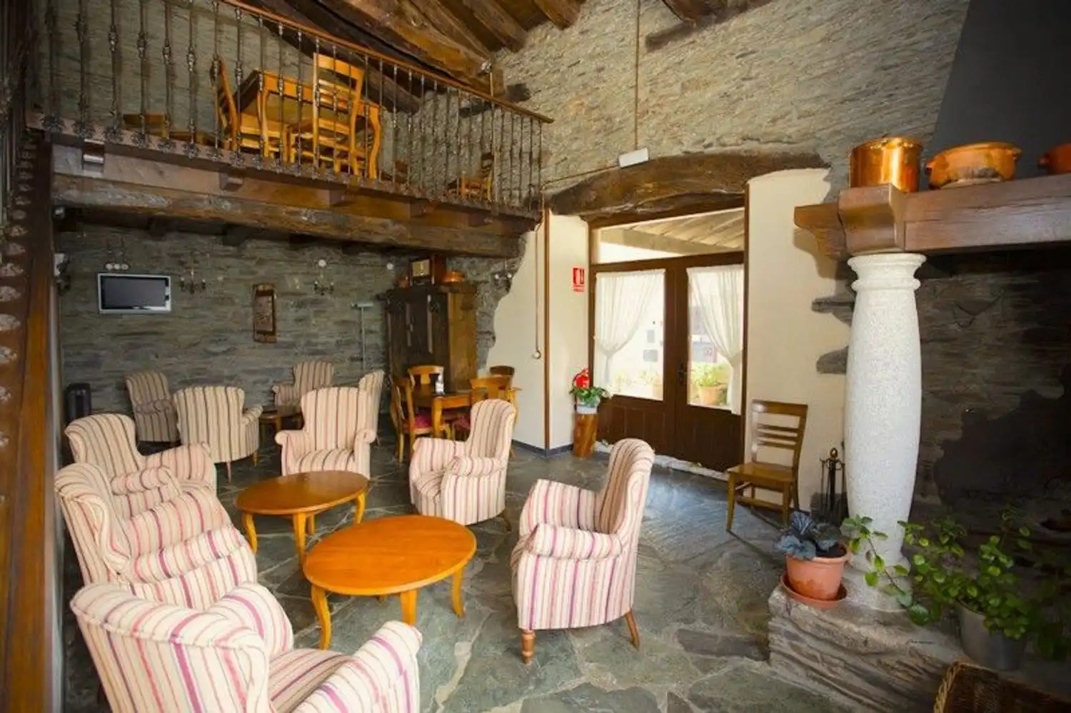 Finca rústica en venda en Castroverde amb Aire condicionat, Jardí privat i Terrassa