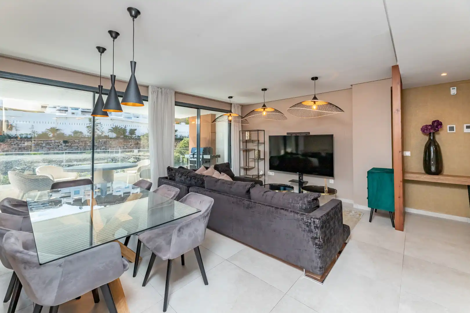 Flat with pool for sale in La Quinta