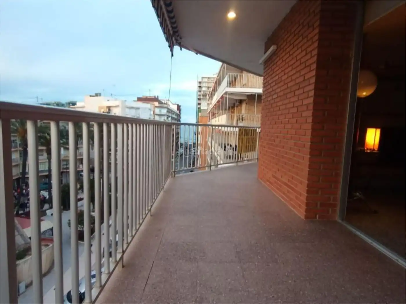 Wohnung mit Aufzug zum Verkauf in Carrer de Bernat i Baldoví 10