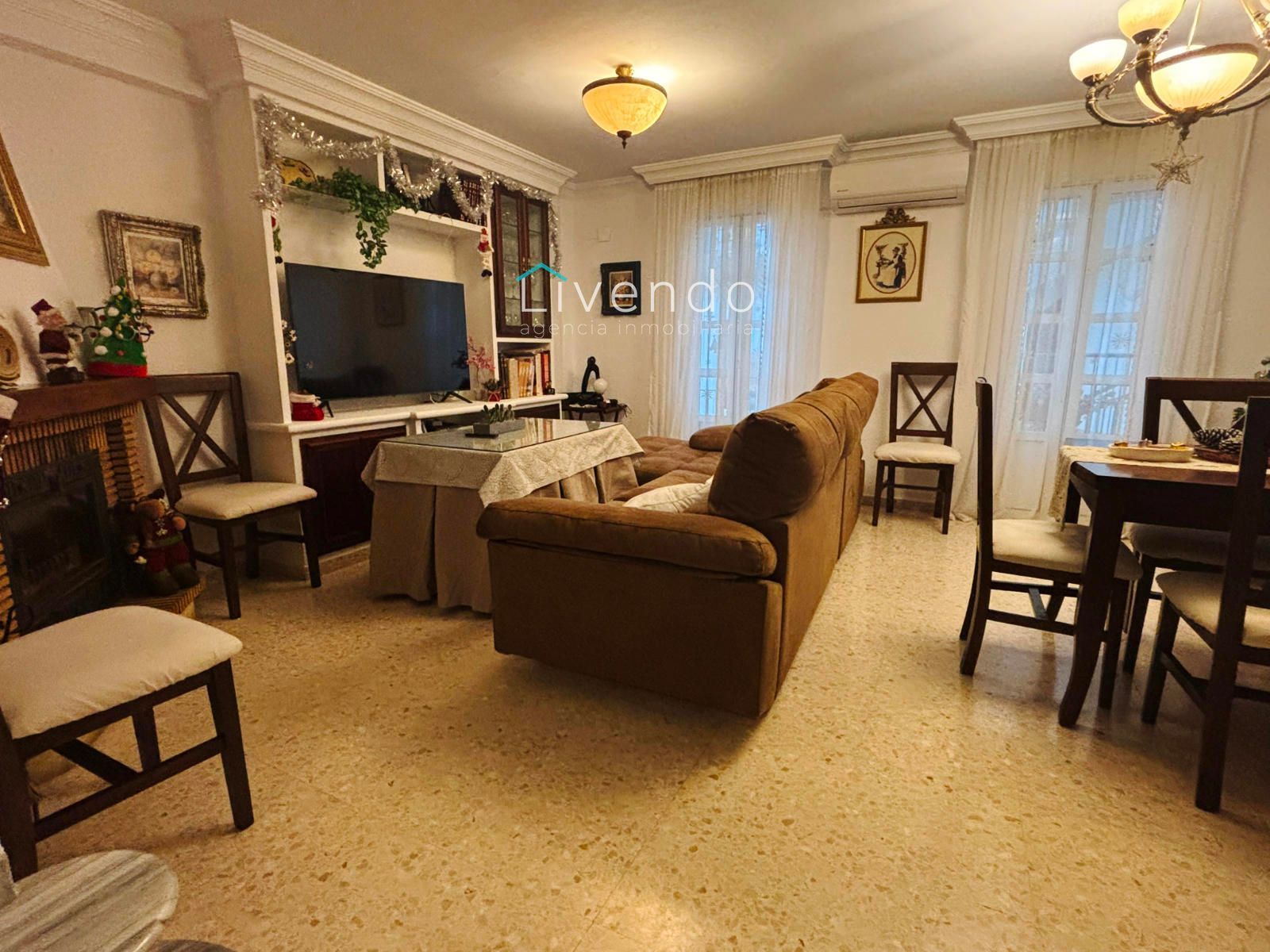 Living room of Single-family semi-detached for sale in Alcalá de los Gazules
