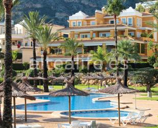 Vista exterior de Apartament en venda en Altea amb Aire condicionat, Calefacció i Jardí privat