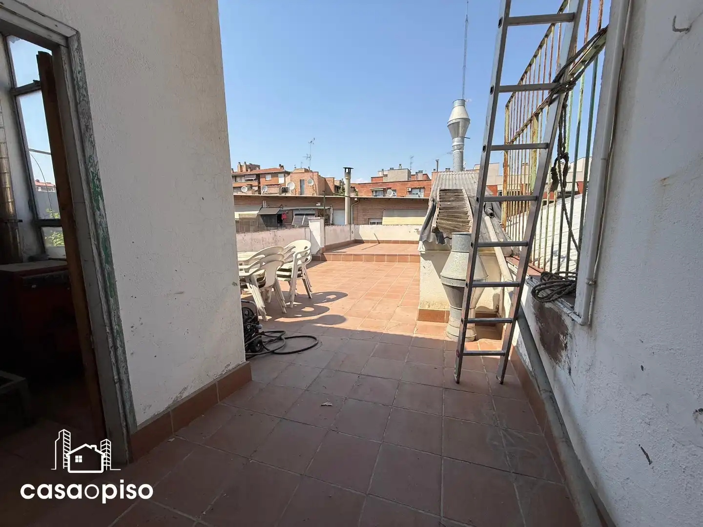 Terrace of Detached homes for sale in Terrassa  with Air Conditioner, Heating and Storage room