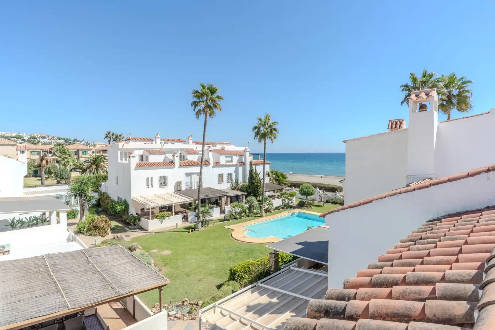 Adosado con piscina en alquiler en Marina de Casares