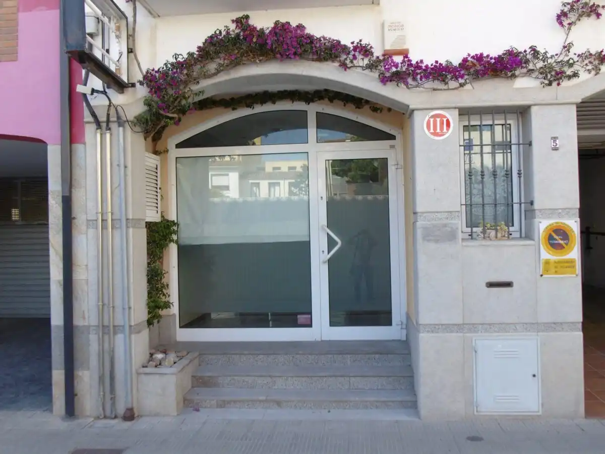 Local commercial à louer à Avinguda Catalunya, imagen 9